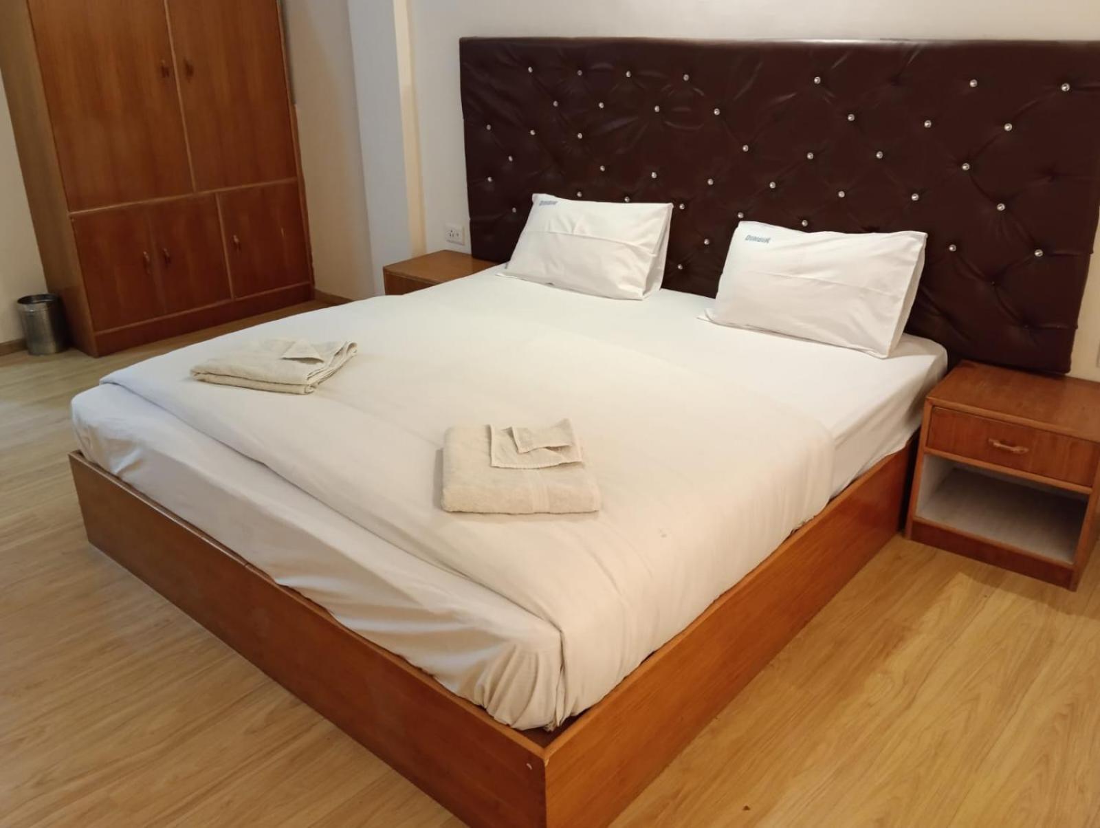 Hotel Dimbir Regency Leh Bagian luar foto